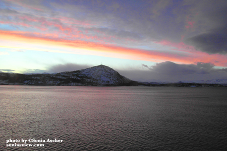 SC-309-Sunset-at-Sea-SAM_1559